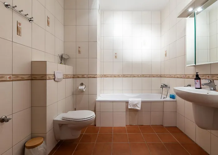 アパート Centre By Bookinghost *