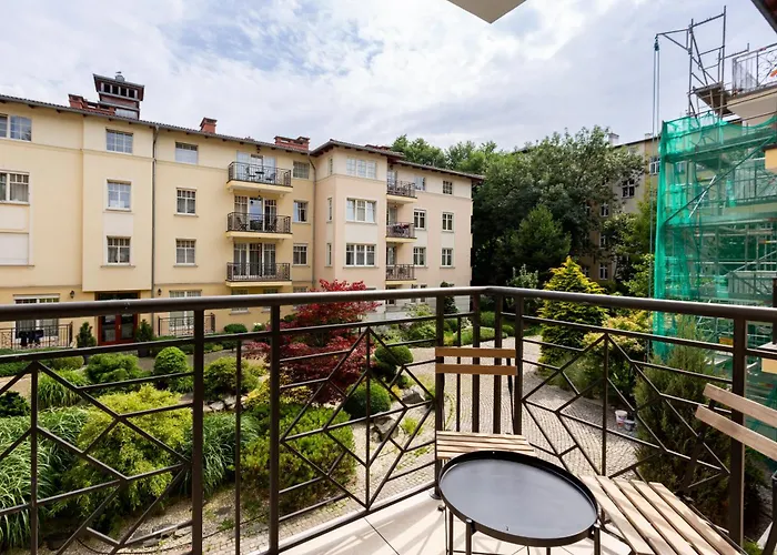 Апартаменты Centre By Bookinghost